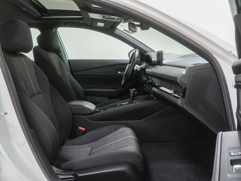 Used 2023 Honda Accord Sport image 36