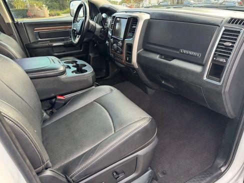 Used 2017 RAM 2500 Laramie w/ Sport Appearance Group image 29