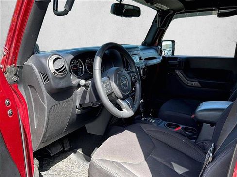 Used 2013 Jeep Wrangler Unlimited Sport AWD/4WD image 14