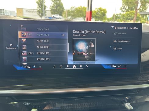 Used 2026 BMW X7 xDrive40i AWD/4WD image 23