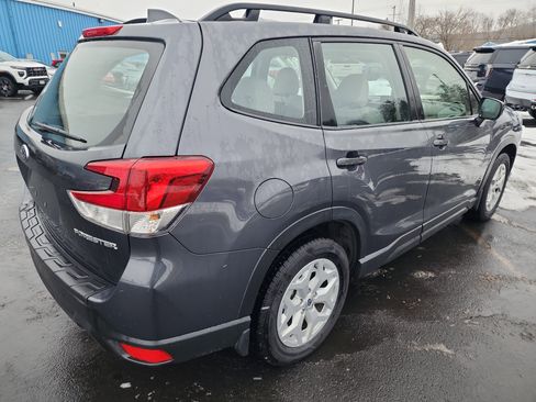 Used 2022 Subaru Forester image 8
