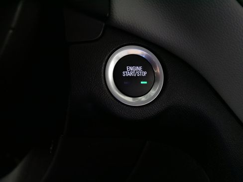 Used 2024 Chevrolet Equinox LS w/ LS Convenience Package image 31