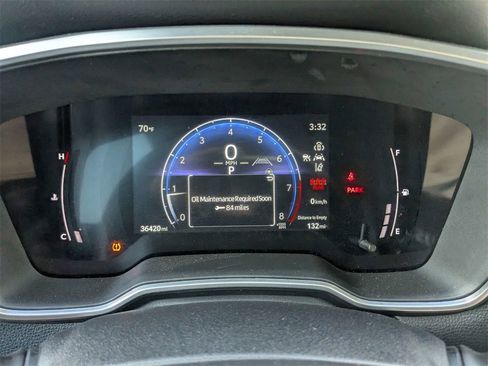 Used 2023 Toyota Corolla Cross XLE image 28