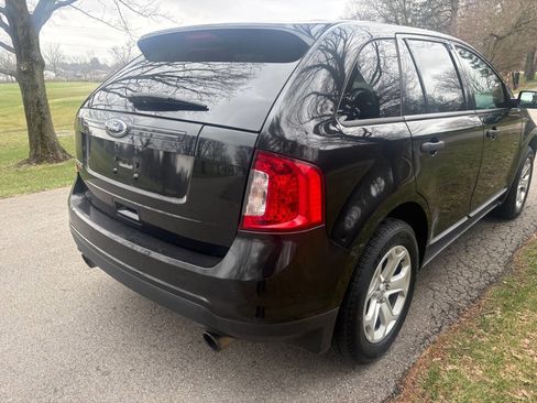 Used 2013 Ford Edge SE image 9
