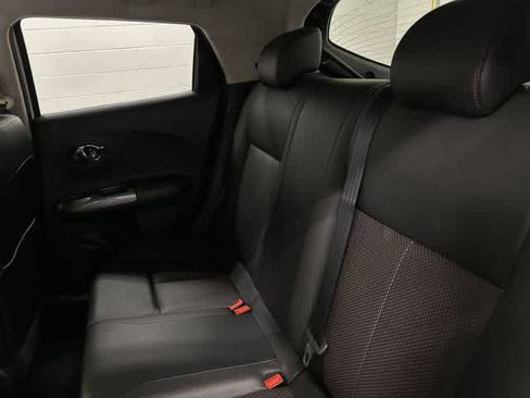 Used 2015 Nissan Juke SL FWD image 14