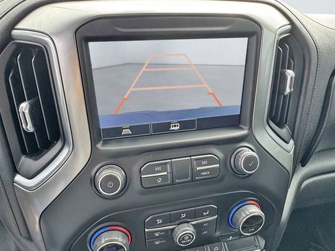 Used 2021 Chevrolet Silverado 1500 LT Trail Boss w/ Convenience Package II image 17