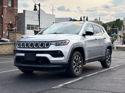 Used 2022 Jeep Compass Latitude w/ Convenience Group