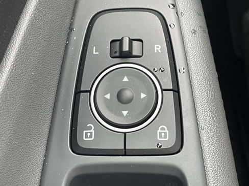 Used 2023 Hyundai Santa Fe SEL FWD image 28