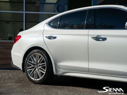 Used 2021 Genesis G70 2.0T w/ Elite Package image 2