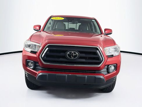 Used 2022 Toyota Tacoma SR5 w/ Technology Package RWD image 2