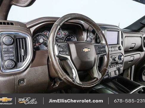 Used 2019 Chevrolet Silverado 1500 LTZ w/ LTZ Convenience Package image 4