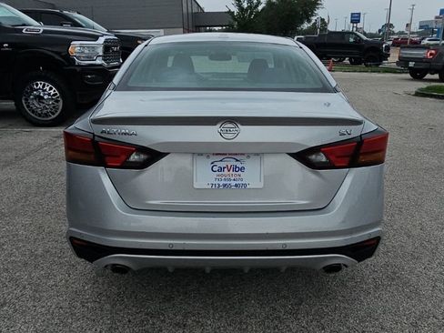 Used 2019 Nissan Altima 2.5 SV FWD image 6