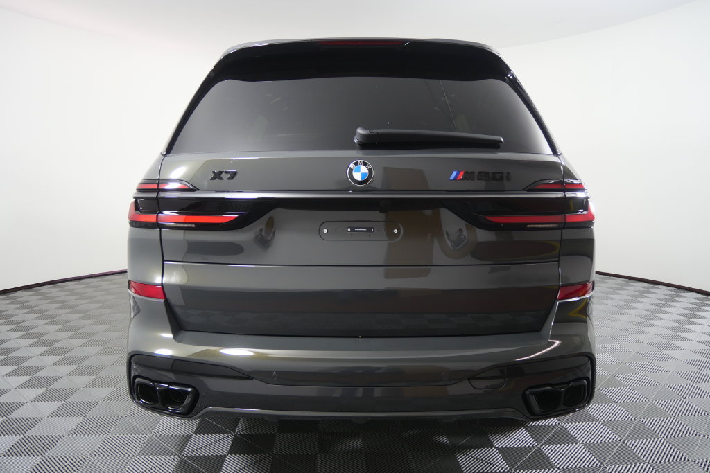 Used 2027 BMW X7 M60i AWD/4WD image 5