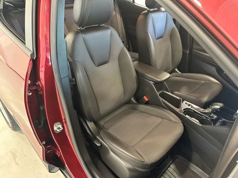 Used 2024 Buick Encore GX Preferred FWD image 33