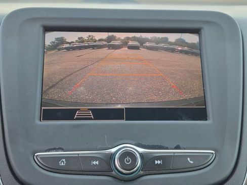 Used 2022 Chevrolet Equinox LT FWD image 24
