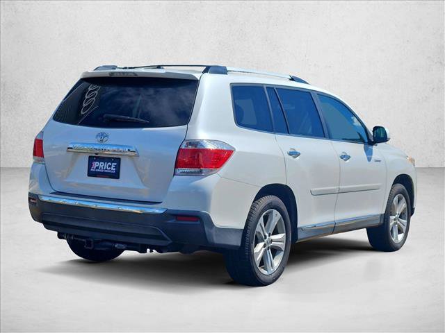 Used 2012 Toyota Highlander Limited w/ Tow Pkg FWD image 5