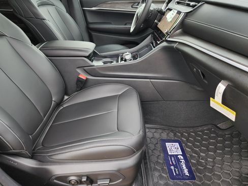 New 2026 Jeep Grand Cherokee L Limited AWD/4WD image 12
