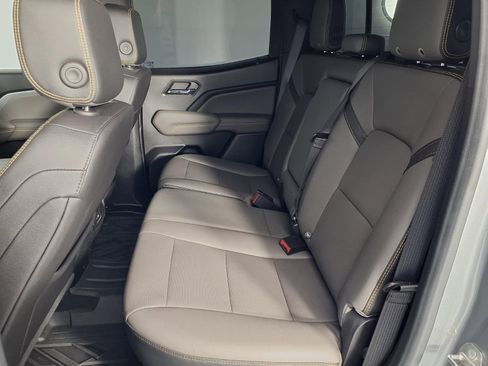 Used 2023 Chevrolet Colorado ZR2 w/ ZR2 Convenience Package III image 24