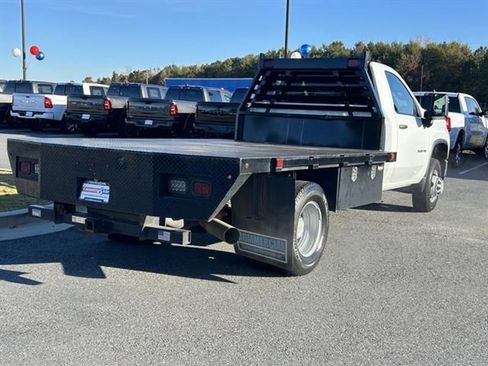 Used 2024 Chevrolet Silverado 3500 W/T w/ WT Convenience Package image 9
