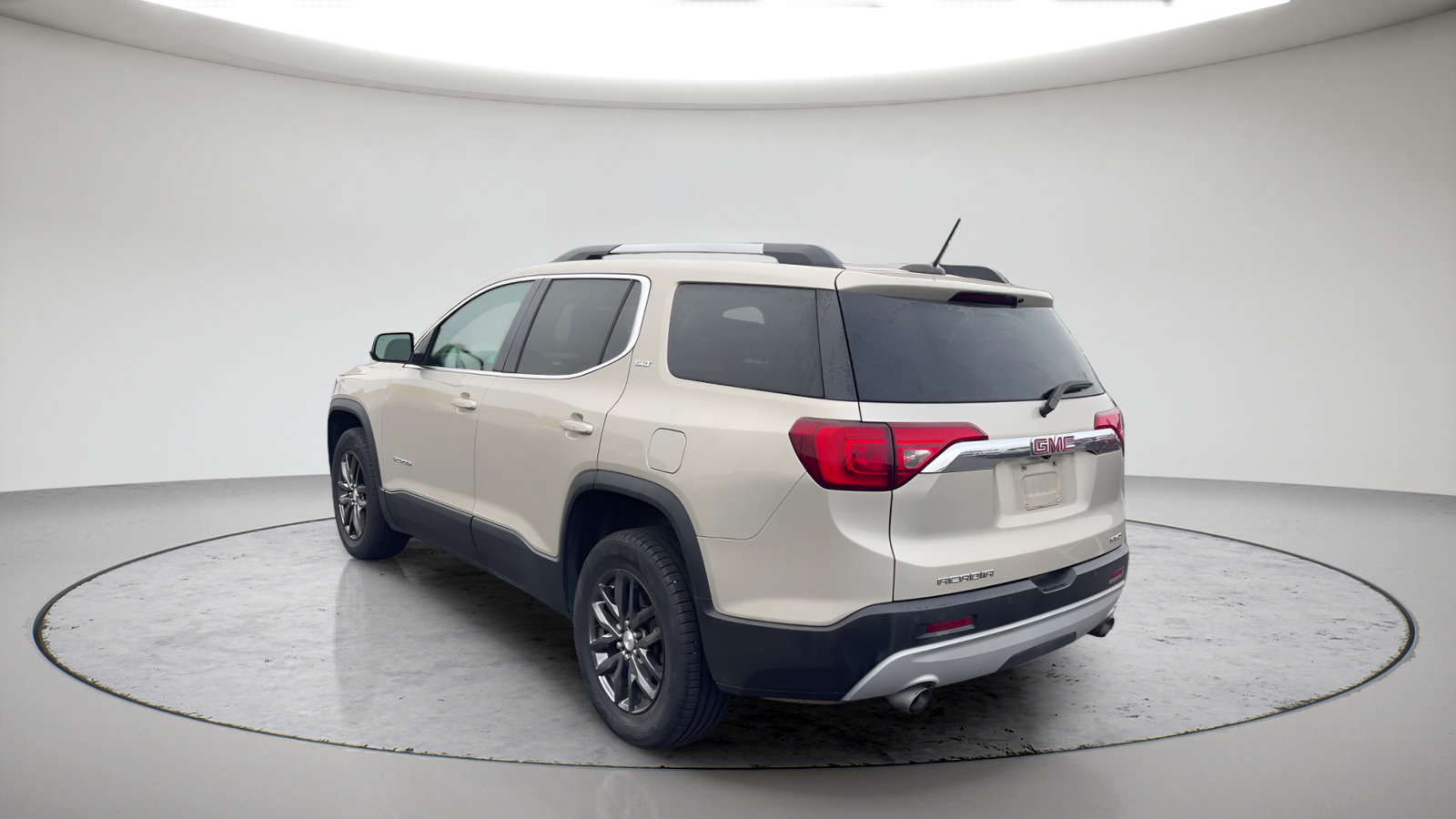 Used 2017 GMC Acadia SLT AWD/4WD image 9