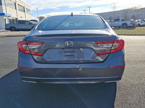Certified 2020 Honda Accord EX image 5
