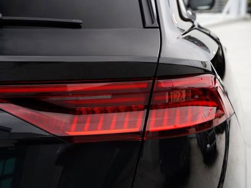 Used 2023 Audi Q8 Premium w/ Convenience Package AWD/4WD image 16