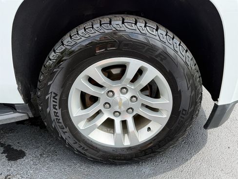 Used 2020 Chevrolet Tahoe LT AWD/4WD image 27