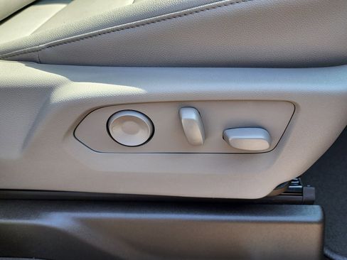 New 2026 GMC Sierra 1500 SLT w/ SLT Premium Plus Package image 39