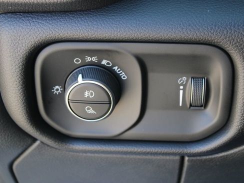 New 2026 RAM 3500 Big Horn AWD/4WD image 29