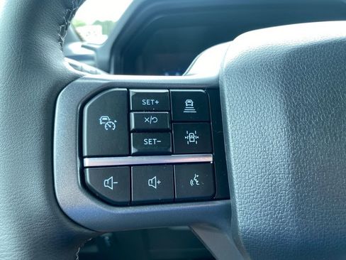 New 2025 Ford F150 Lariat w/ Equipment Group 502A High image 10