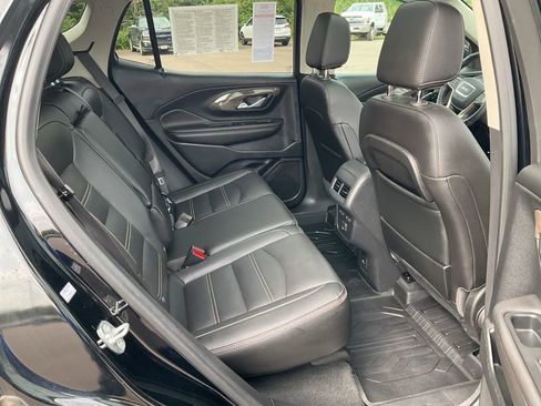 Used 2023 GMC Terrain Denali image 24