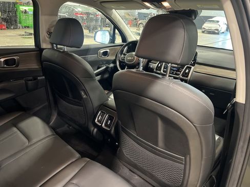 Certified 2023 Kia Sorento S image 15