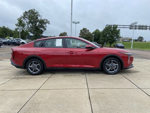 Used 2025 Kia K4 FWD image 17