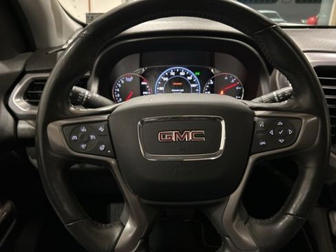Used 2021 GMC Acadia AT4 w/ Technology Package image 11