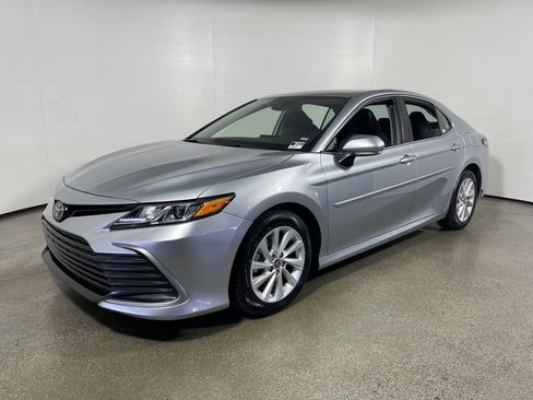 Certified 2024 Toyota Camry LE FWD image 7