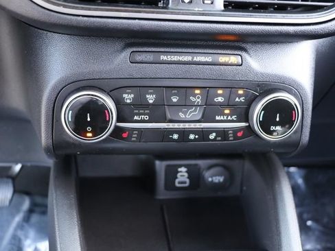 Used 2025 Ford Escape Active w/ Cold Weather Package AWD/4WD image 23