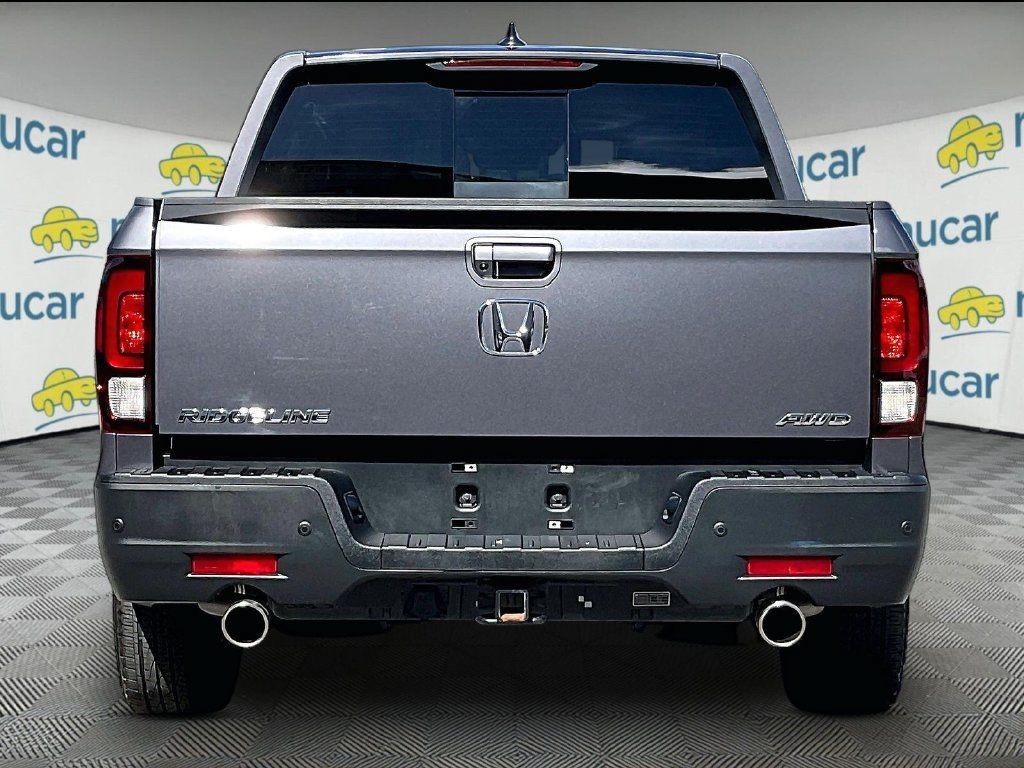 Used 2023 Honda Ridgeline RTL-E image 5