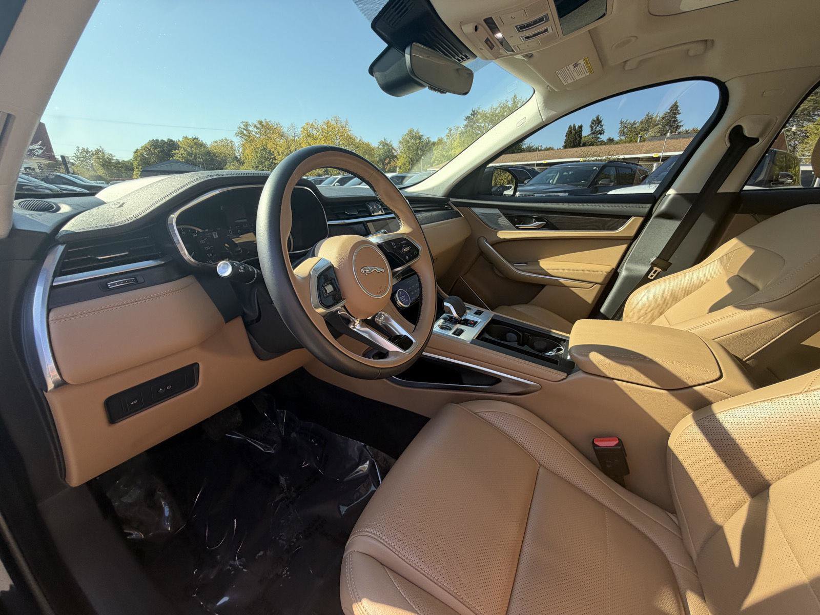 Used 2023 Jaguar F-PACE S AWD/4WD image 13