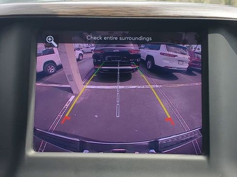 Used 2019 RAM 1500 Laramie AWD/4WD image 24