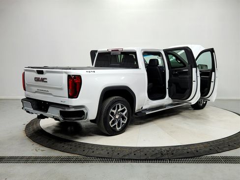 Used 2022 GMC Sierra 1500 SLT w/ SLT Premium Plus Package image 15
