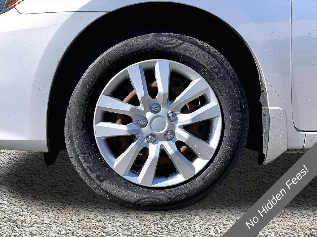 Used 2017 Nissan Sentra S FWD image 8