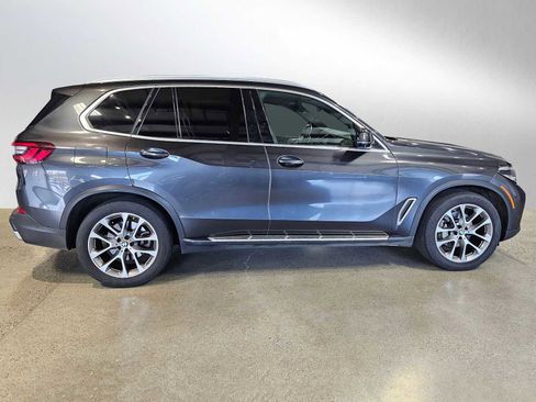 Used 2023 BMW X5 xDrive40i AWD/4WD image 8