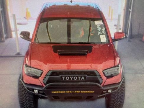 Used 2017 Toyota Tacoma TRD Pro AWD/4WD image 13