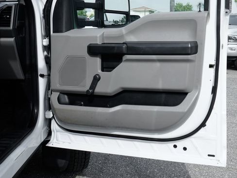 Used 2019 Ford F550 4x4 Crew Cab Super Duty image 36