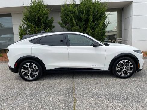 Certified 2021 Ford Mustang Mach-E Premium AWD/4WD image 5