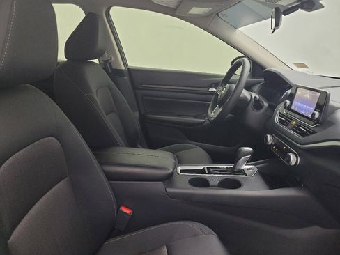 Used 2022 Nissan Altima 2.5 S FWD image 21