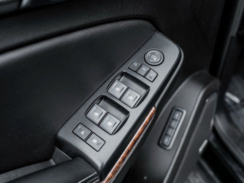 Used 2020 Chevrolet Tahoe Premier image 21