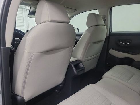 Certified 2025 Honda HR-V LX image 13