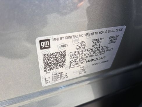 Used 2025 Chevrolet Blazer LT FWD image 31