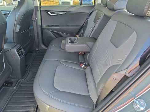 New 2025 Kia Niro Wind w/ Wind Preserve Package image 15